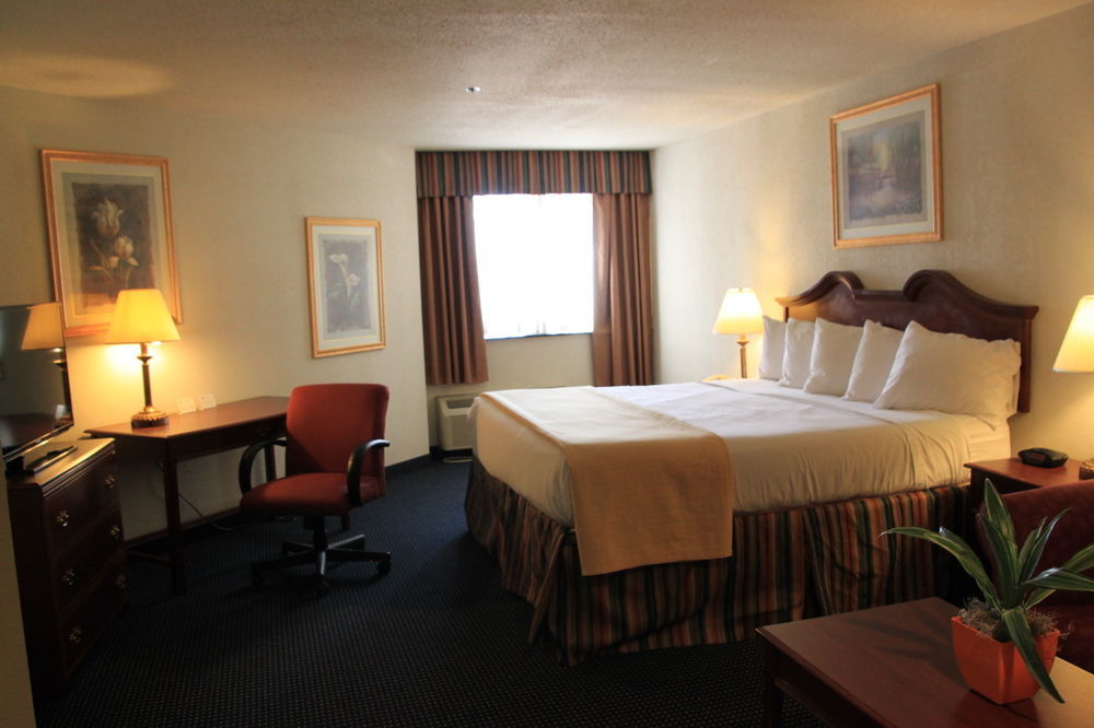 Baymont By Wyndham Hagerstown Hotel Exterior photo