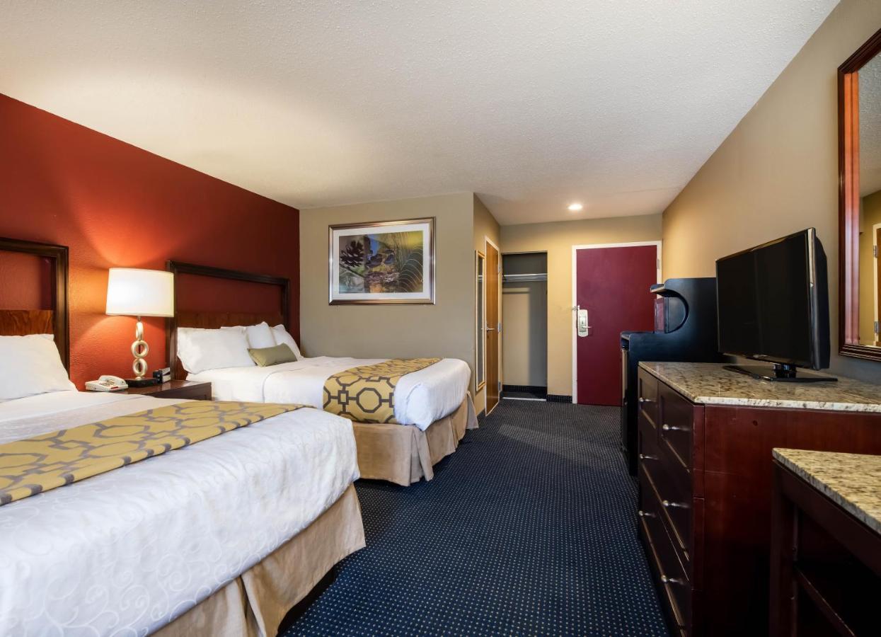 Baymont By Wyndham Hagerstown Hotel Exterior photo