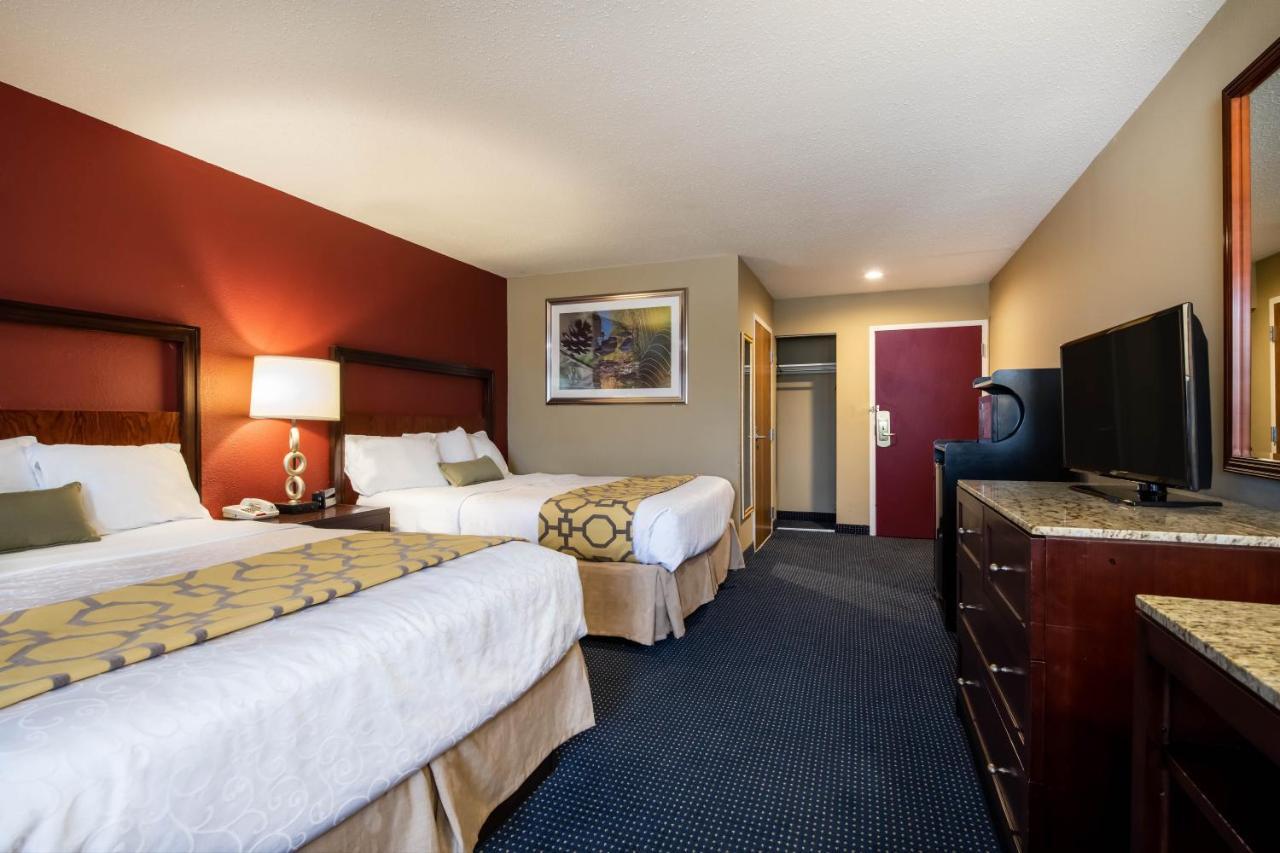 Baymont By Wyndham Hagerstown Hotel Exterior photo